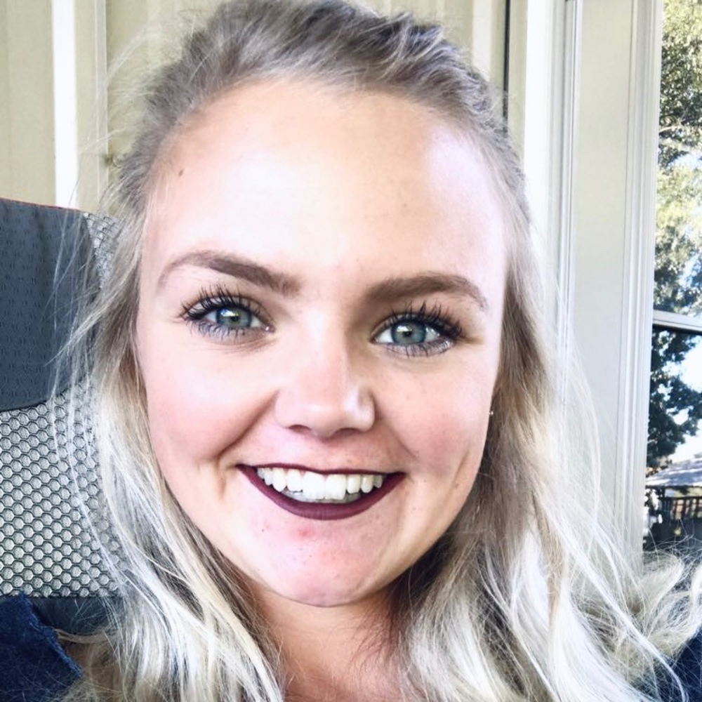 Meet your Posher, Alexus
